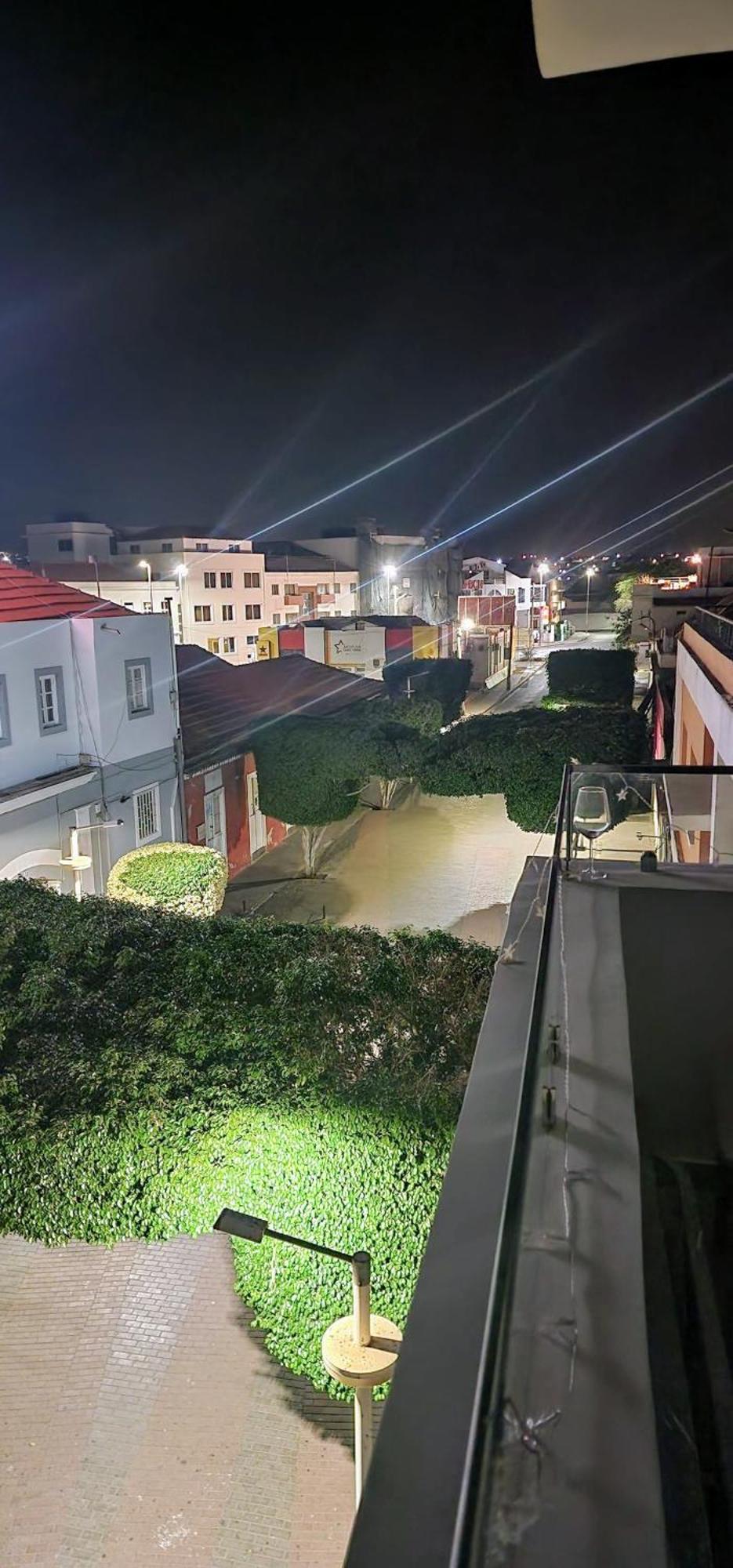 Kingfisher 2a And Seagull 4a Plateau On Rua Pedonal Cape Apartment Praia