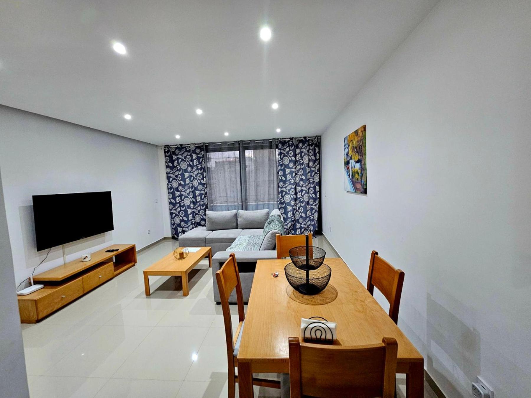 Apartment Kingfisher 2a And Seagull 4a Plateau On Rua Pedonal Cape